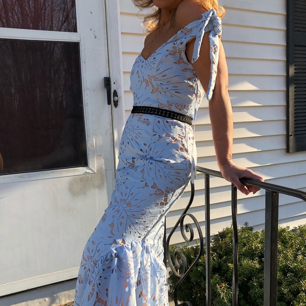 Dress - Picture 7 of 8